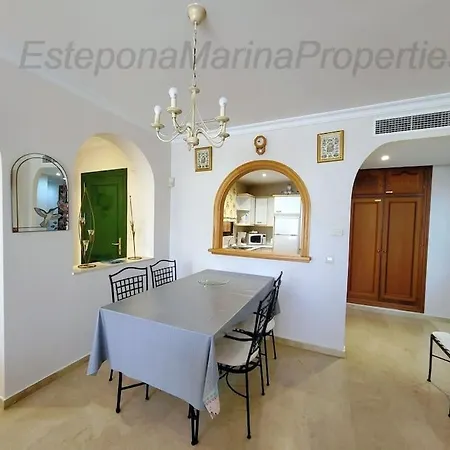 Emp 10, Southwest Facing With Great Views Riviera Andaluza, Apartment Estepona